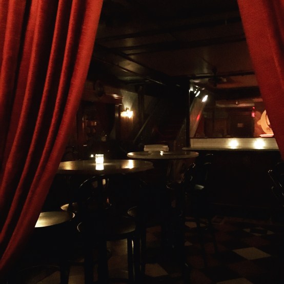 75C2EBE7-2086-4E6A-81BC-7D931F634A40